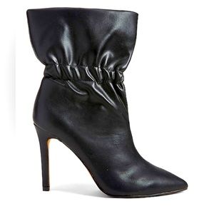 EXPRESS Slouch black ankle booties